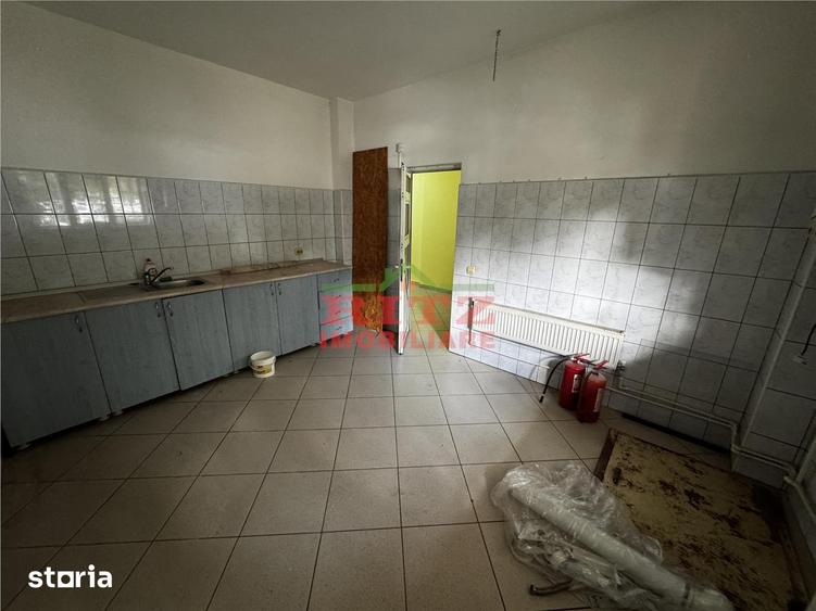 Spațiu comercial, de 140 mp, în Gară