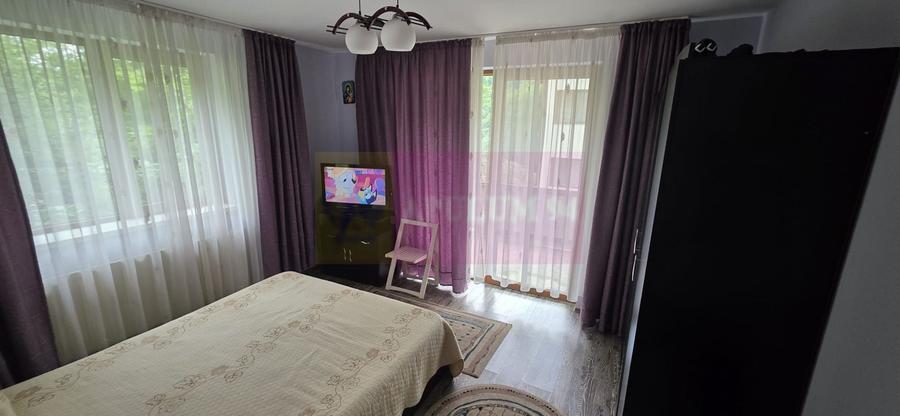 Apartament cu 2 camere decomandat în 1 Mai