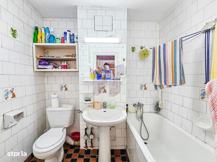 Apartament cu 4 camere în Vatra Luminoasă