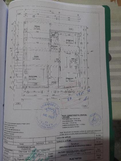 Casă cu 6 camere cu Teren 461 Mp în Găureni