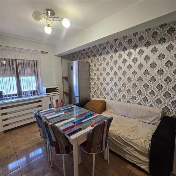Apartament cu 2 camere decomandat în Cug