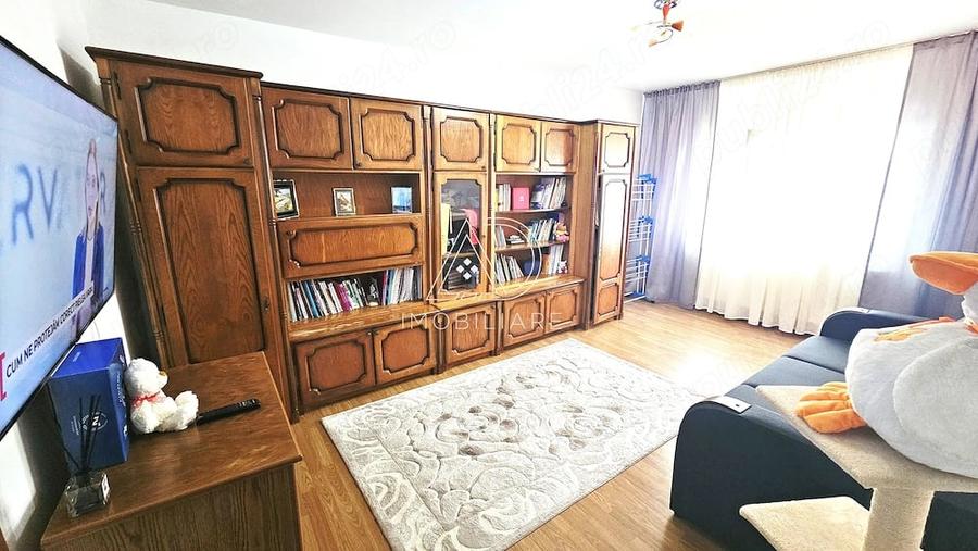 Apartament cu 2 camere decomandat în Central