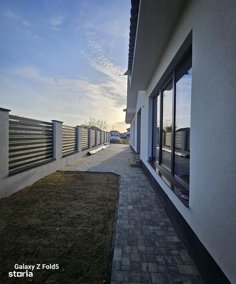 Casă cu 4 camere cu Teren 750 Mp în Central