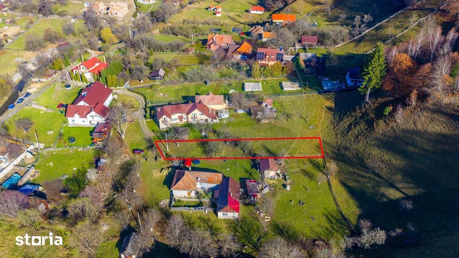 Teren de 1000 mp, în Moieciu