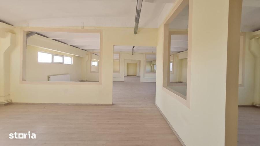 Spațiu comercial, de 258 mp, în Vest