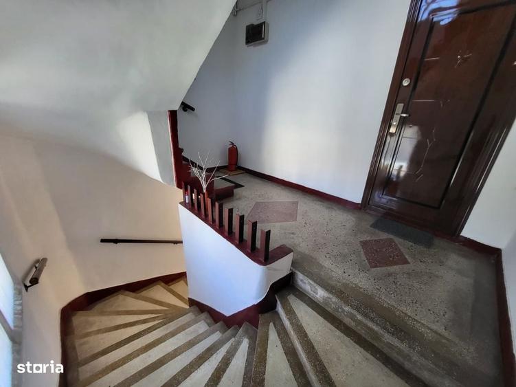 Casă cu 4 camere cu Teren 353 Mp în Central