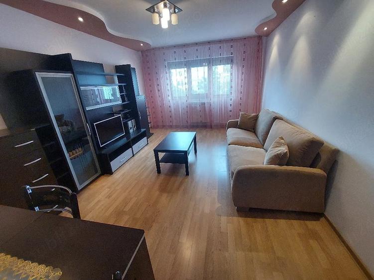 Apartament cu 2 camere decomandat în Spătaru