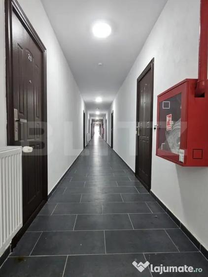 Casă cu 21 camere cu Teren 600 Mp în Dumbrăvița