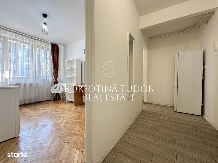 Apartament cu 3 camere decomandat în Horea