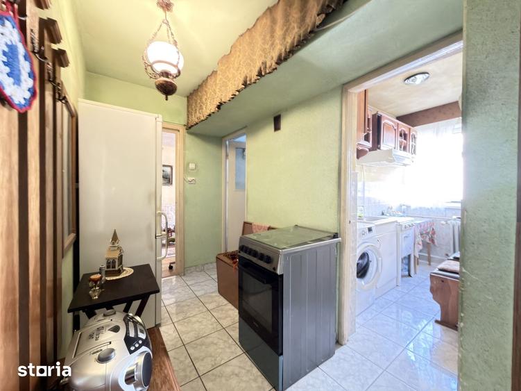 Apartament cu 3 camere nedecomandat în Circumvalațiunii