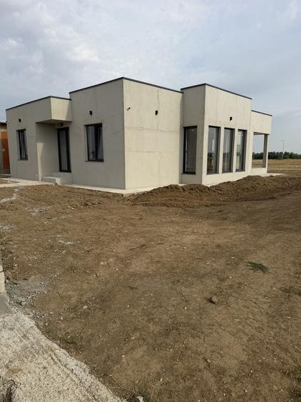 Casă cu 3 camere în Iosia