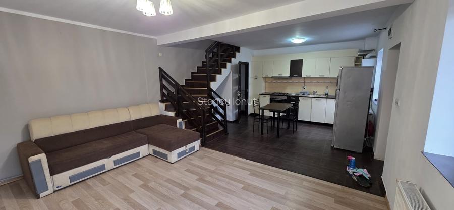 Casa tip duplex de inchiriat