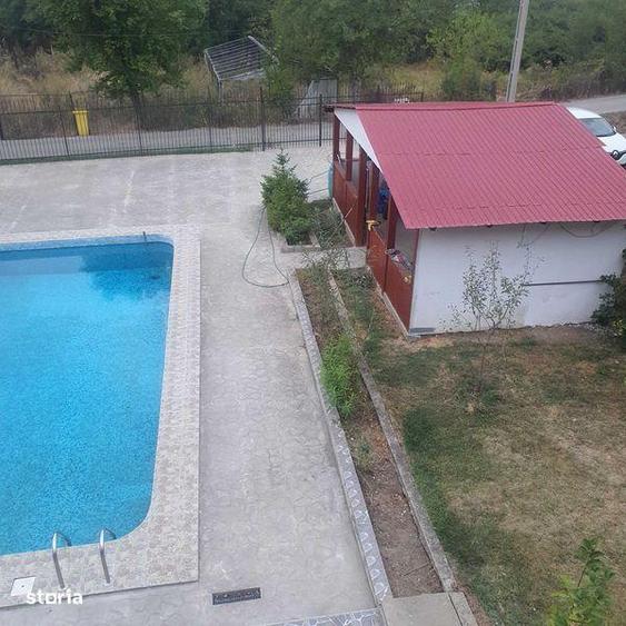 Casă cu 4 camere cu Teren 180 Mp în Central