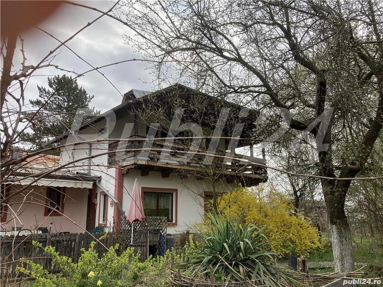 Casă cu 8 camere în Coțofenești