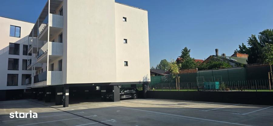 Apartament cu 3 camere în Sântandrei