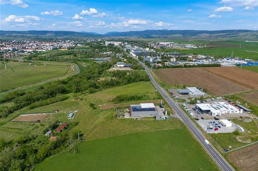 Teren Construcții intravilan de 5800 mp, în Exterior Est