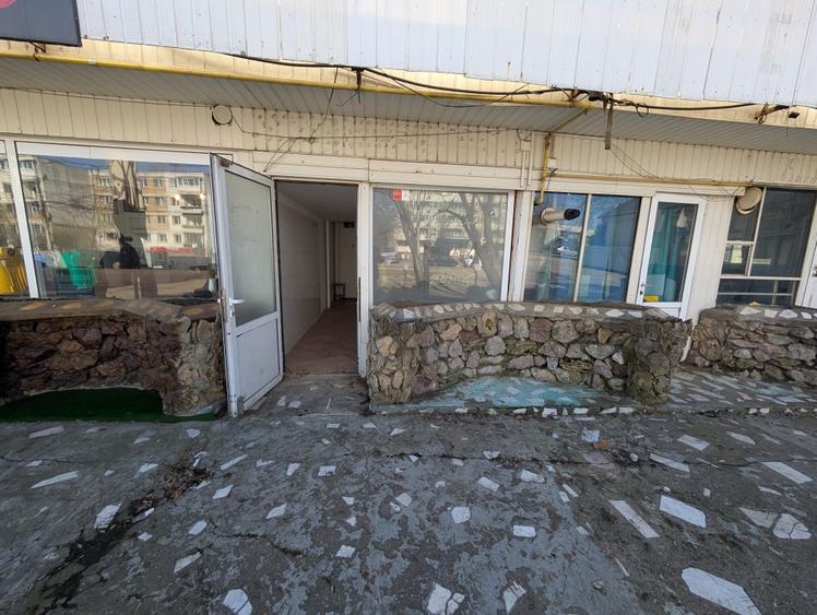 Spațiu comercial, de 30 mp, în Gară