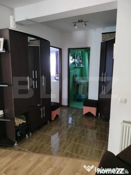 Apartament cu 4 camere decomandat în Central