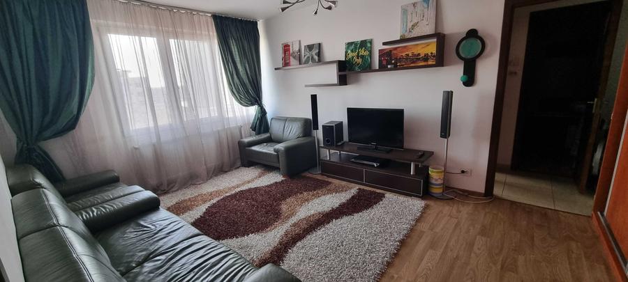 Apartament cu 2 camere în 1 Decembrie 1918