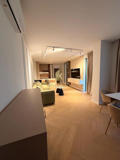 Apartament cu 4 camere decomandat în Iancu Nicolae