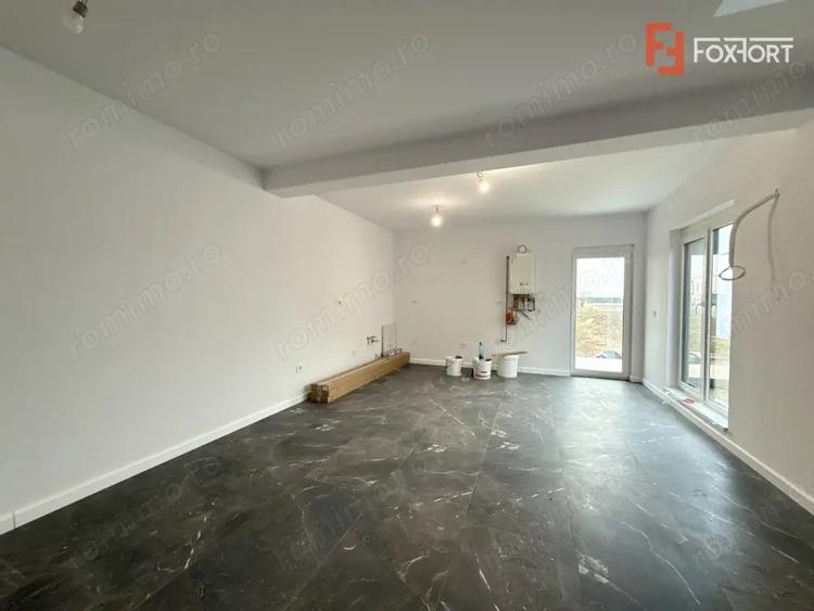 Duplex cu 4 camere de vanzare in localitatea Covaci - 10
