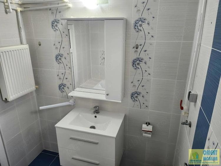 Casă cu 7 camere cu Teren 300 Mp în Nord