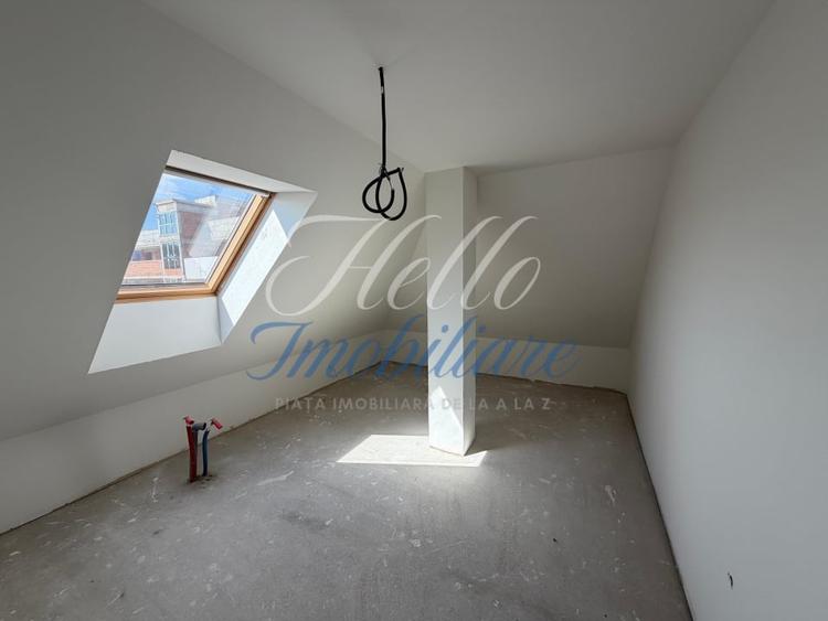Apartament cu 3 camere decomandat în Florești