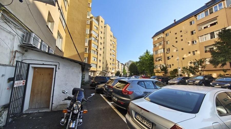 Spațiu comercial, de 35 mp, în Central