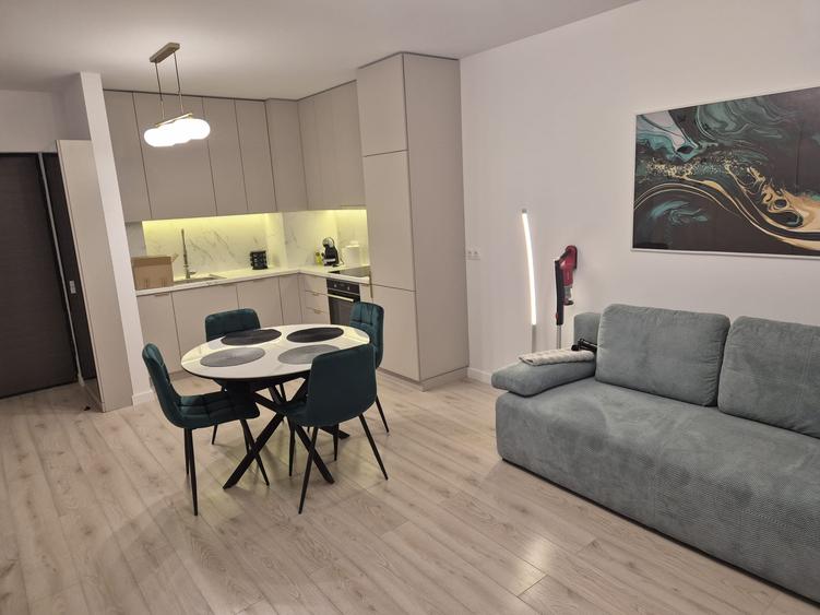 Apartament cu 2 camere semidecomandat în Nord