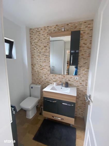 Casă cu 3 camere cu Teren 460 Mp în Doicești