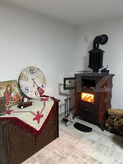 Casă individuală cu 4 camere cu Teren 1650 Mp în Exterior Est