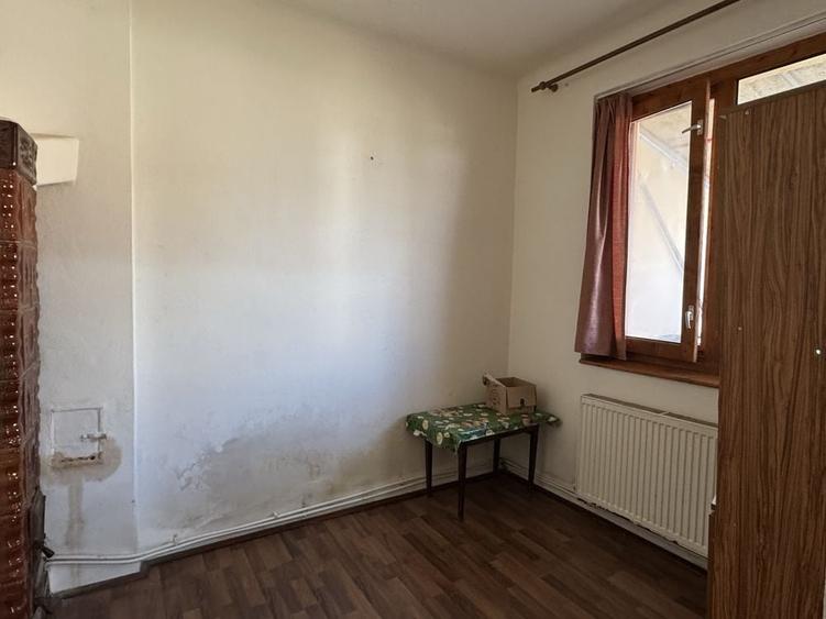 Casă cu 3 camere cu Teren 317 Mp în Central