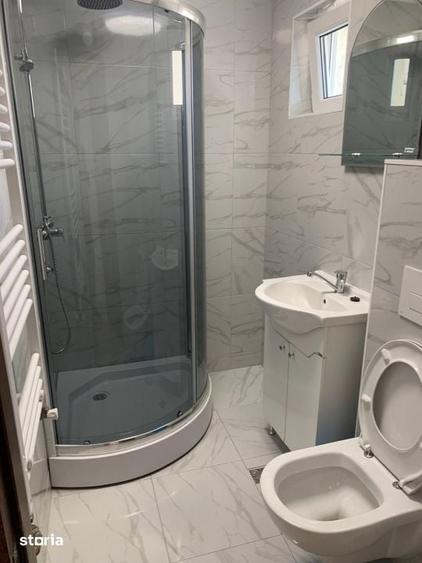 Apartament cu 2 camere semidecomandat, mobilat în Decebal