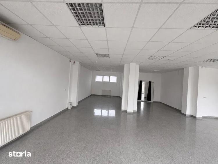 Spațiu comercial, de 120 mp, în 22 Decembrie 1989