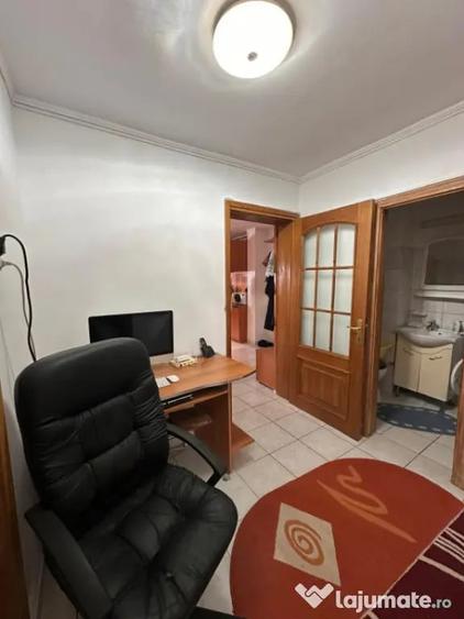 Apartament cu 3 camere decomandat în Gara
