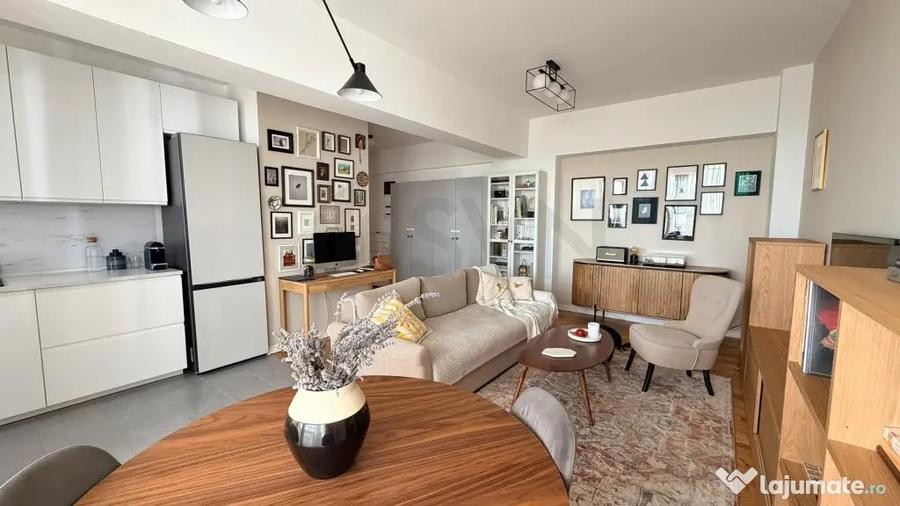 Apartament cu 2 camere decomandat în Central