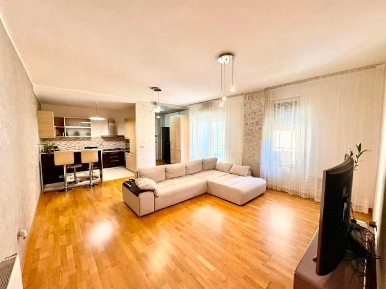 Apartament cu 3 camere decomandat, mobilat în Fabric