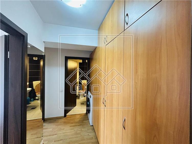 Apartament cu 2 camere decomandat în Turnișor