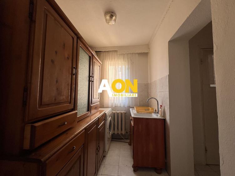 Apartament cu 2 camere, mobilat în Cetate