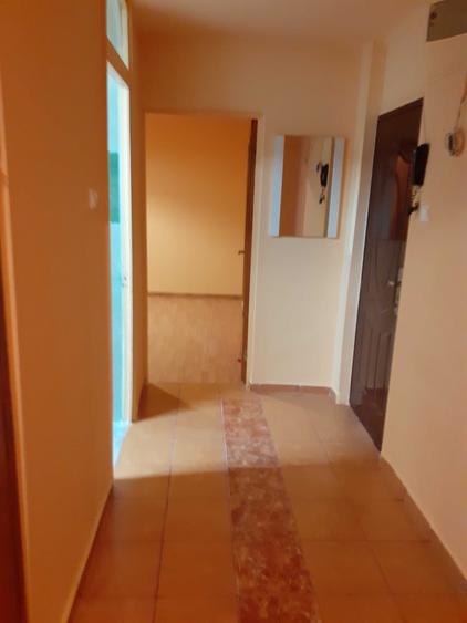 Apartament cu 2 camere decomandat în Chișinau