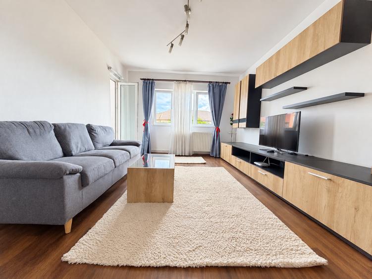 Apartament cu 2 camere decomandat în Soarelui