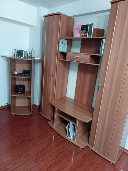 Apartament cu 2 camere decomandat în Micro 11