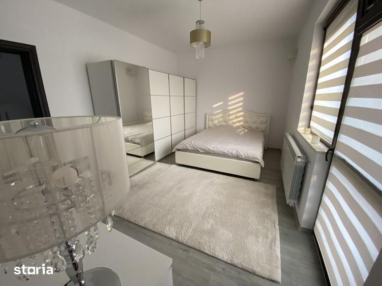 Casă cu 6 camere cu Teren 550 Mp în Snagov