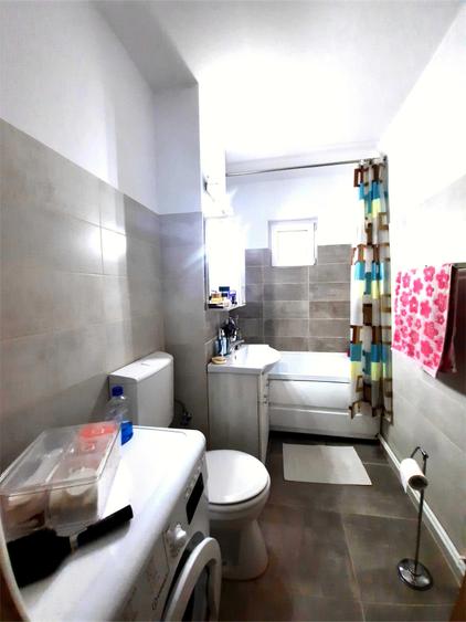 Apartament cu 2 camere decomandat în Palazu Mare