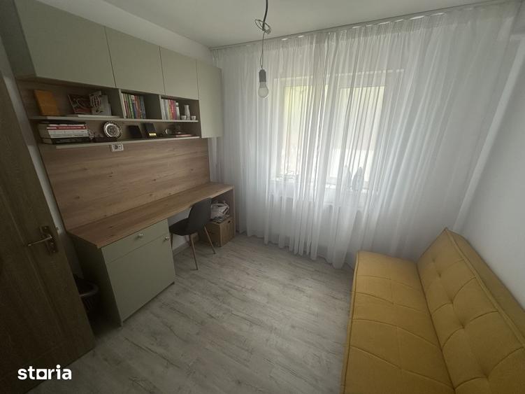 Casă cu 4 camere cu Teren 340 Mp în Central