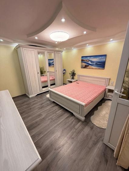 Apartament cu 2 camere decomandat în Solidarității