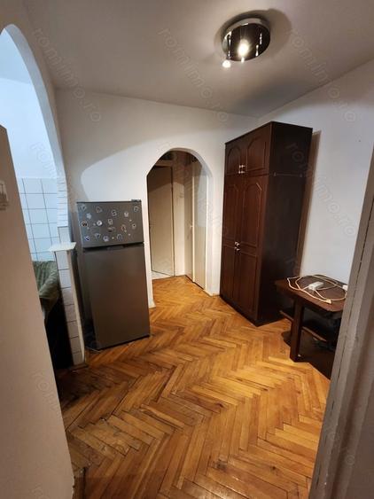 Apartament cu 2 camere decomandat în Aradului
