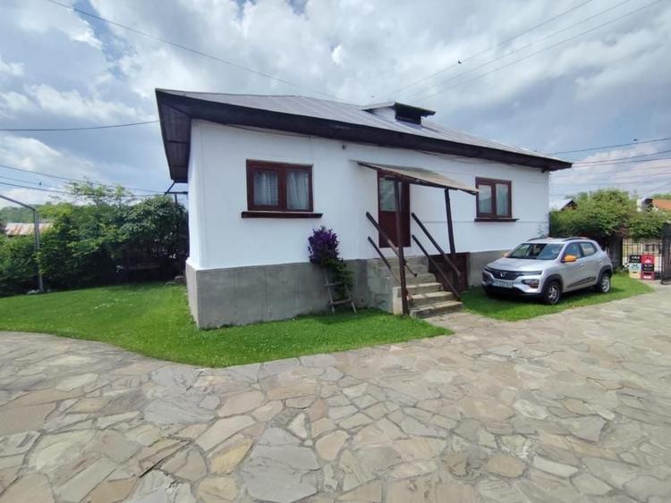 Hotel/Pensiune, de 450 mp, în Aluniș