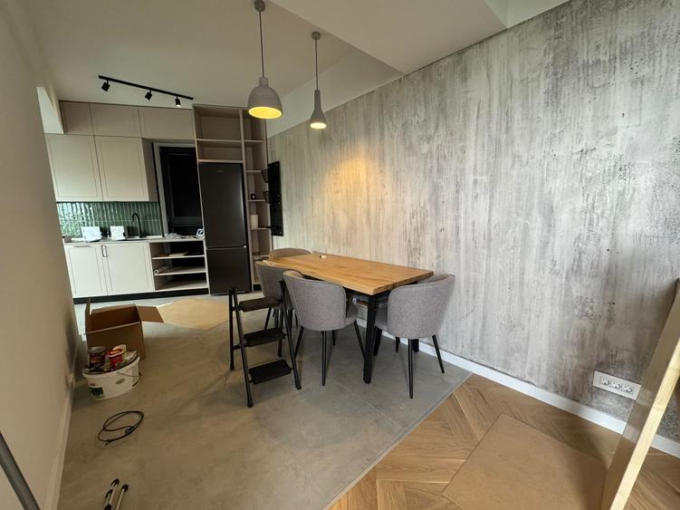 Apartament cu 3 camere în Universitate
