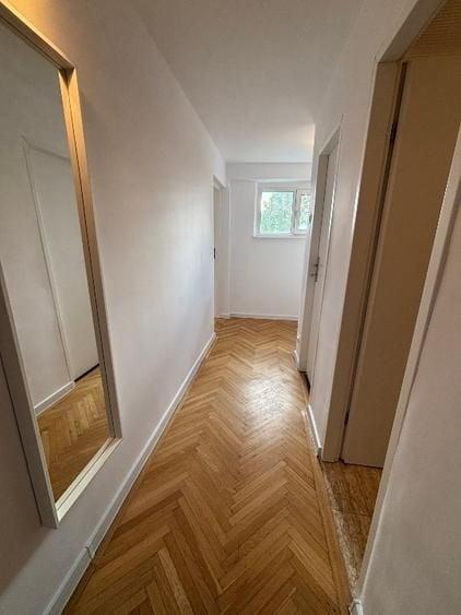 Apartament cu 2 camere decomandat, mobilat în Arcul de Triumf